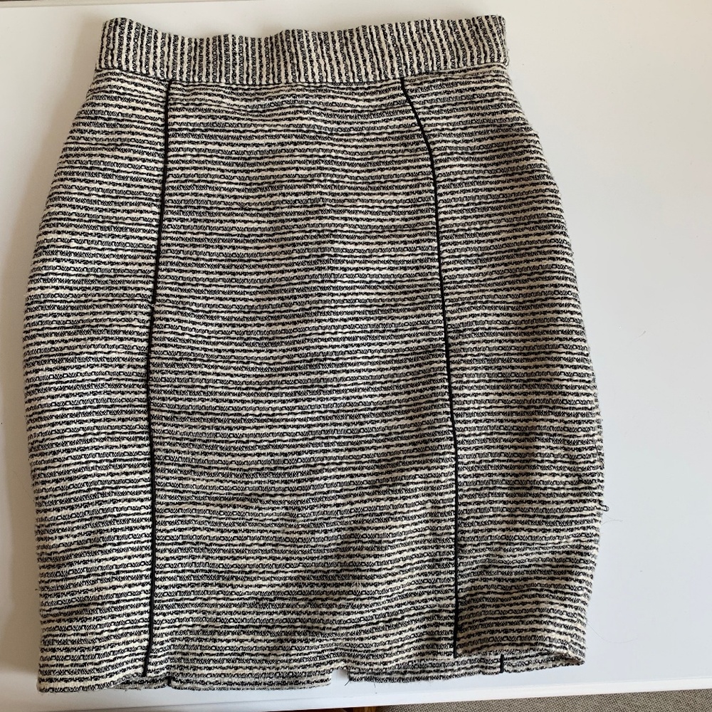 H&M Tweed Pencil Skirt